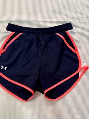 Under Armour Women's Fly By 2.0 Shorts Size Small